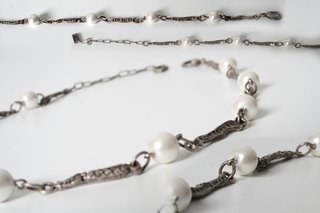 Trachtenschmuck Perlen im Kostümverleih Fantastico mieten - Fantastico Dirndl mieten